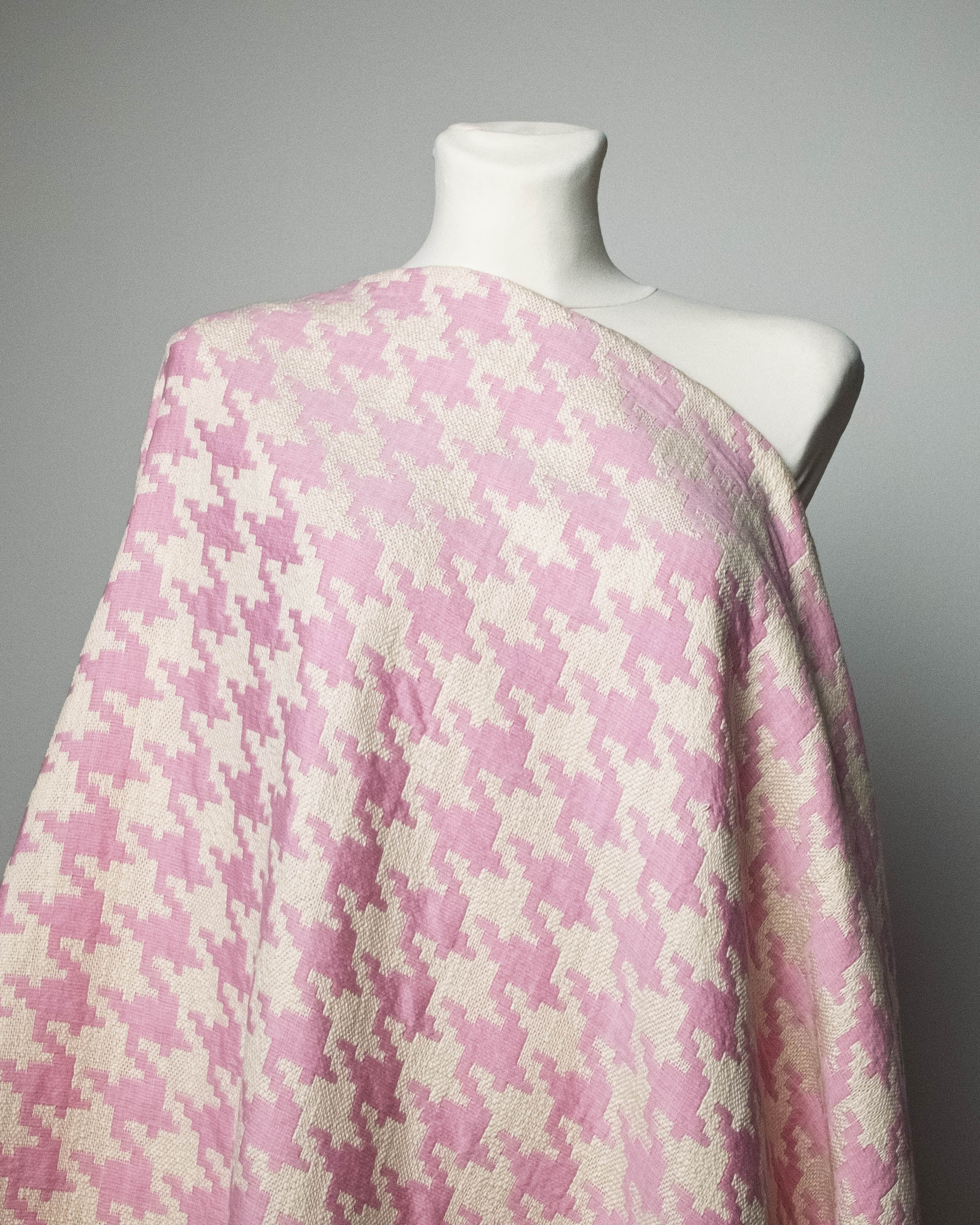 houndstooth pattern cotton boucle