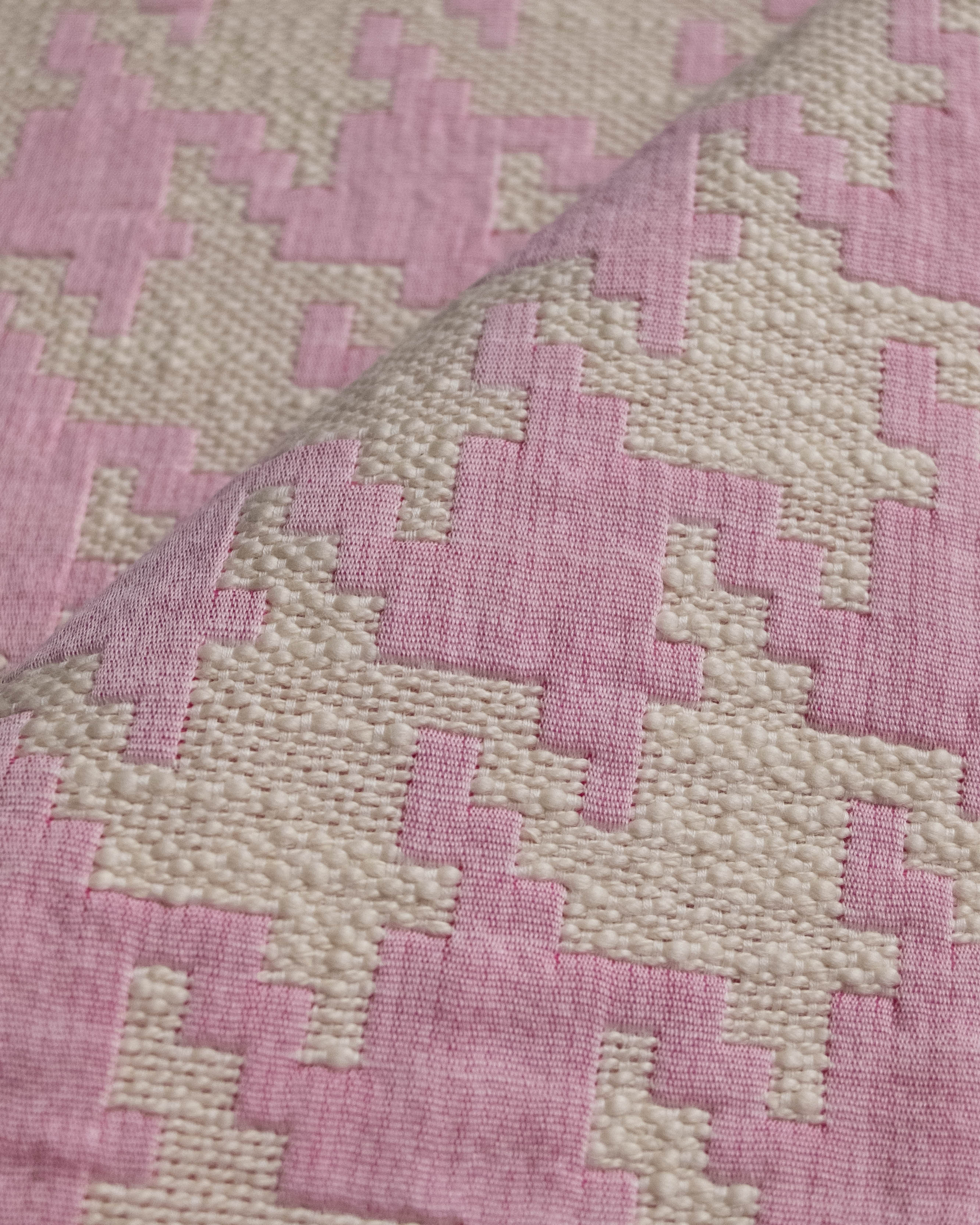 houndstooth pattern cotton boucle